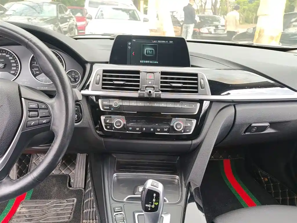 BMW 3 Series — фото 13