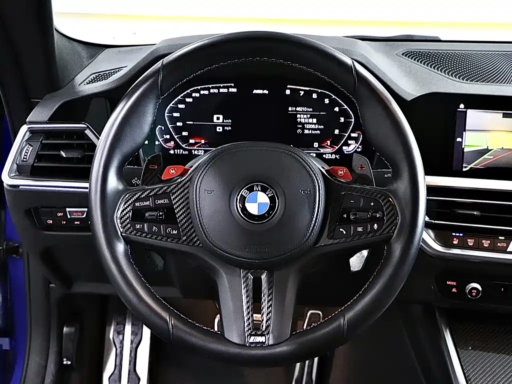 BMW M4 — фото 10