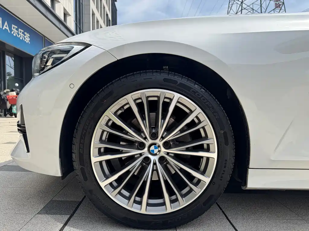 BMW 3 Series — фото 21