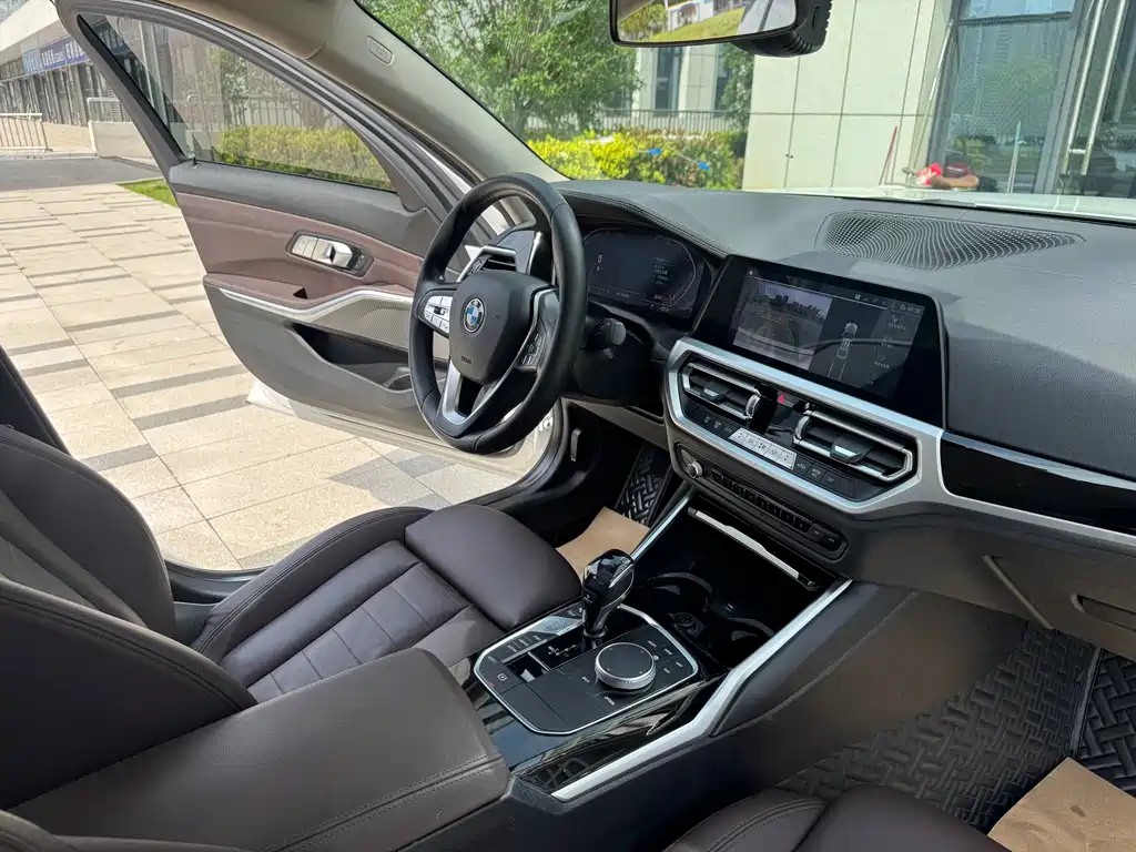 BMW 3 Series — фото 10