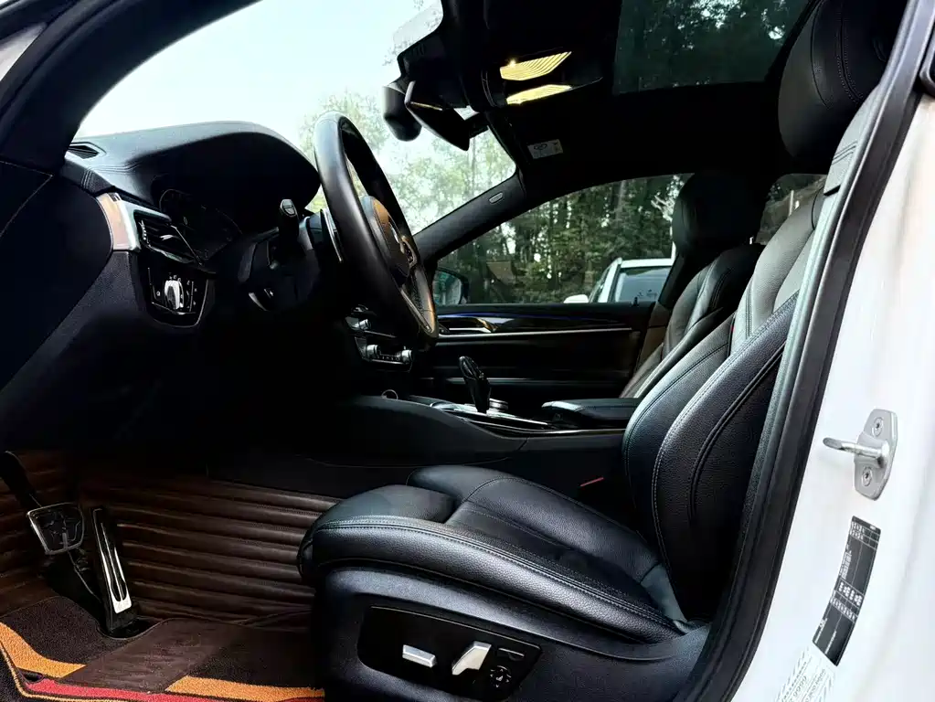 BMW 6 Series GT — фото 8