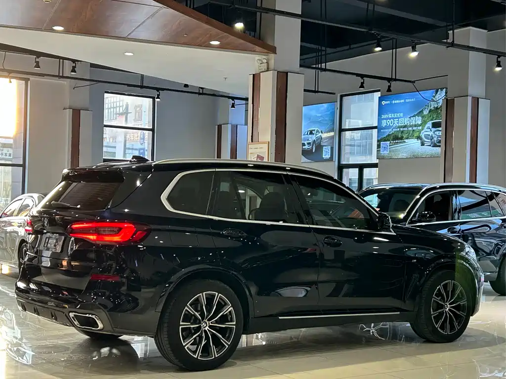 BMW X5 (Import) — фото 27
