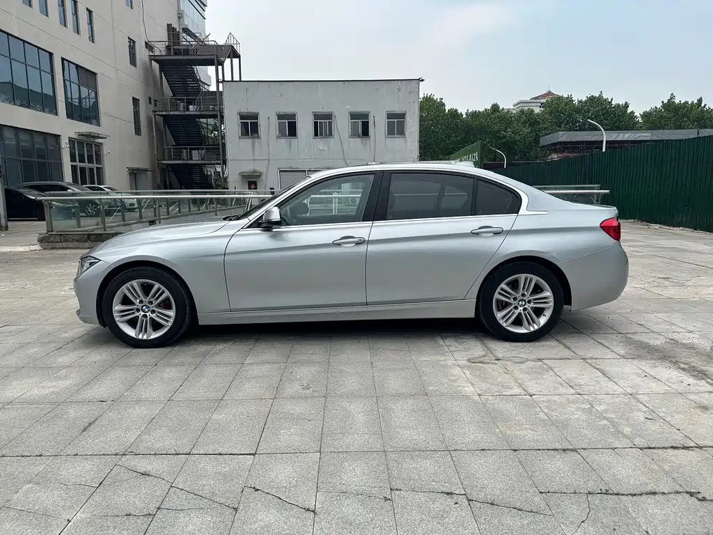 BMW 3 Series — фото 4