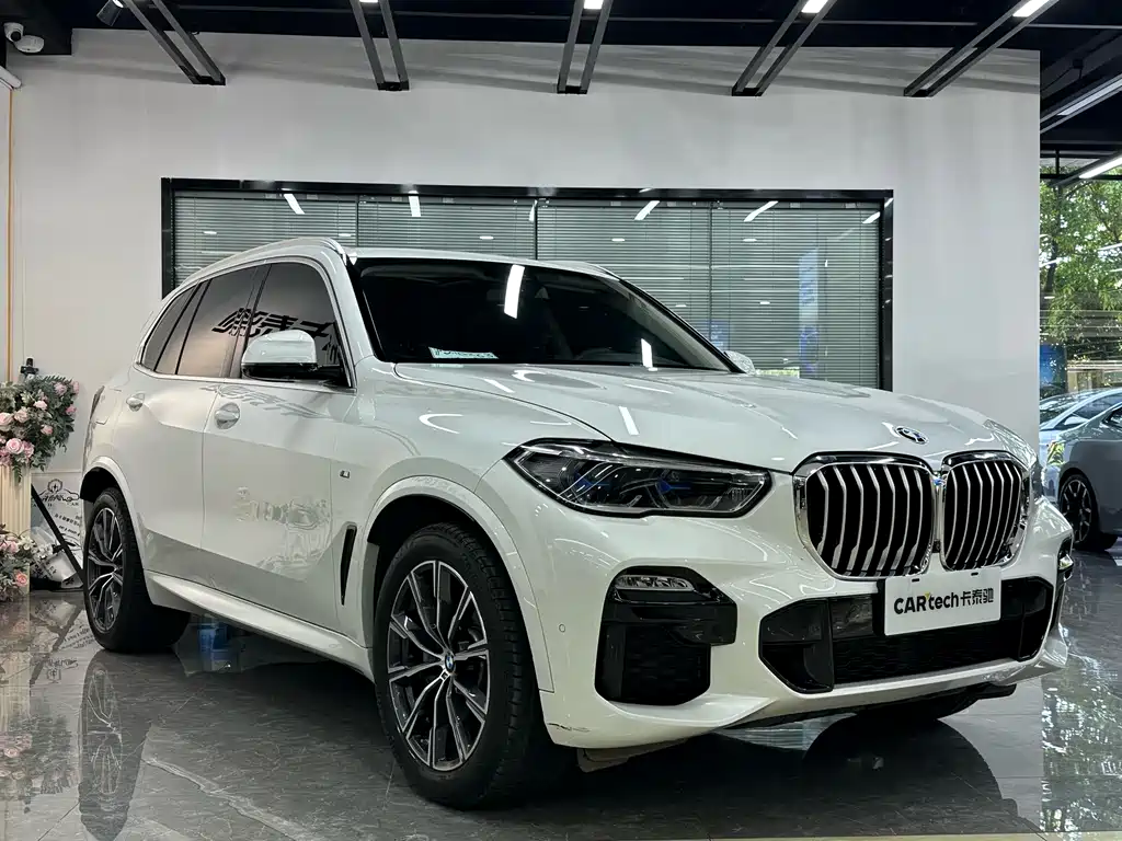 BMW X5 (Import) — фото 3