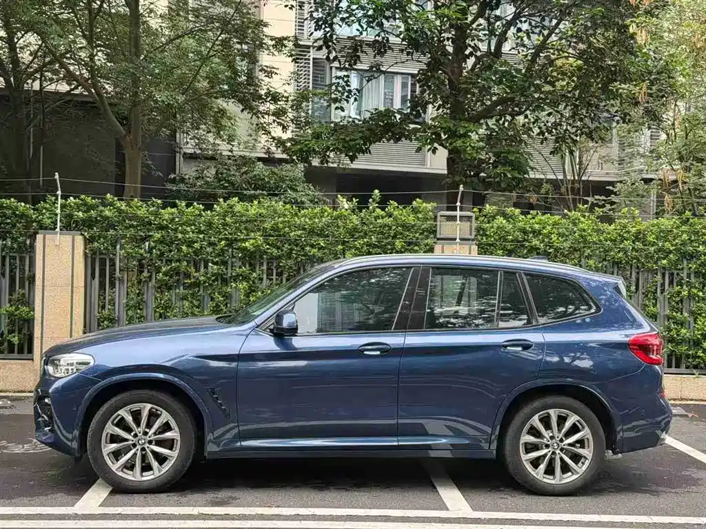 BMW X3 — фото 2