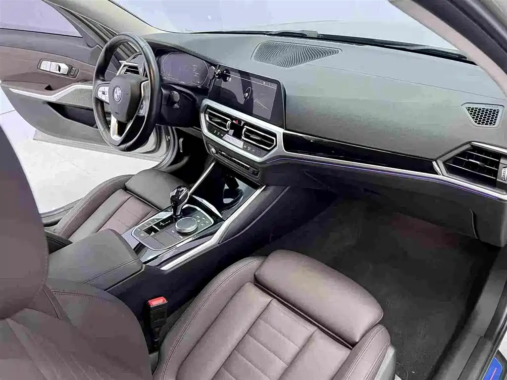 BMW 3 Series — фото 10