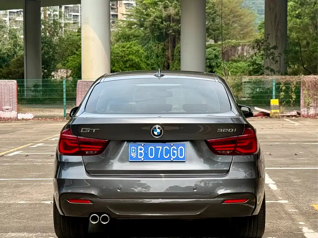BMW 3 Series GT — фото 17