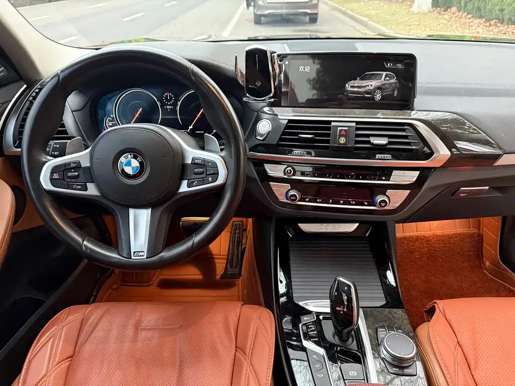BMW X3 — фото 17