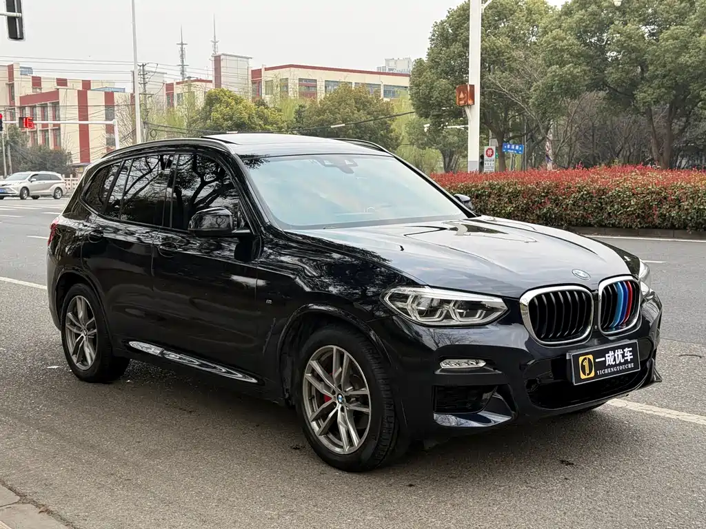 BMW X3 — фото 3