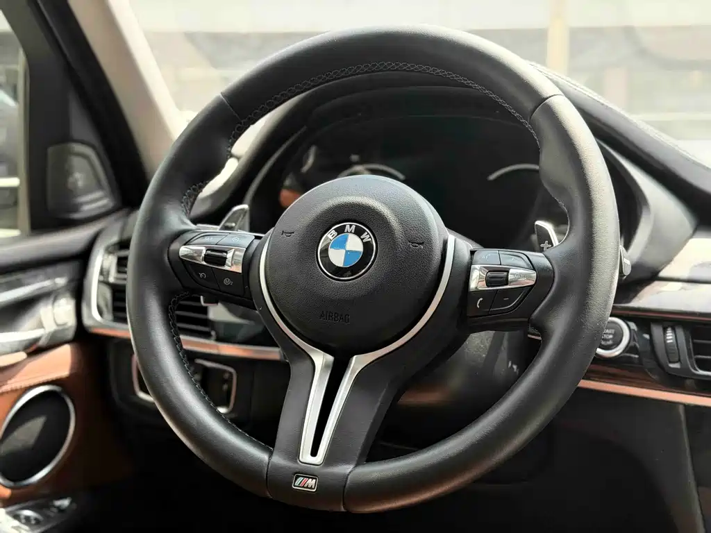 BMW X5 (Import) — фото 10