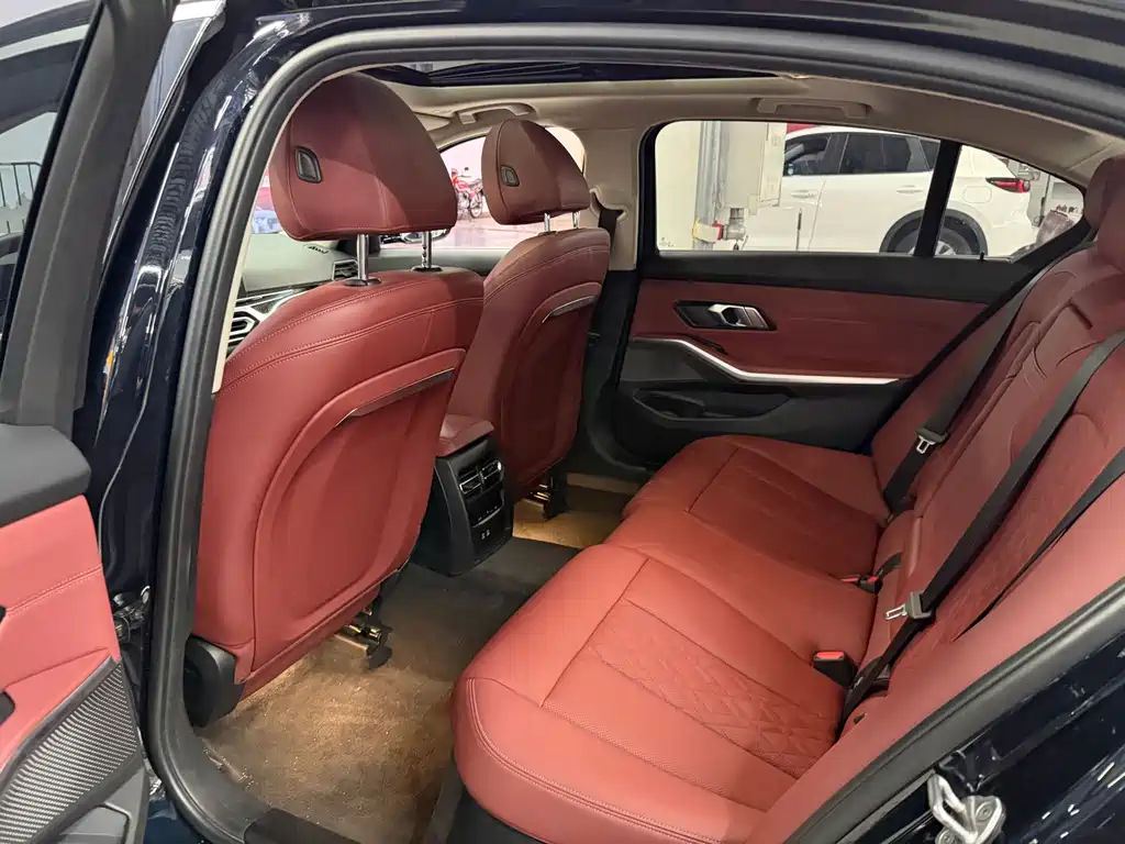 BMW 3 Series — фото 15