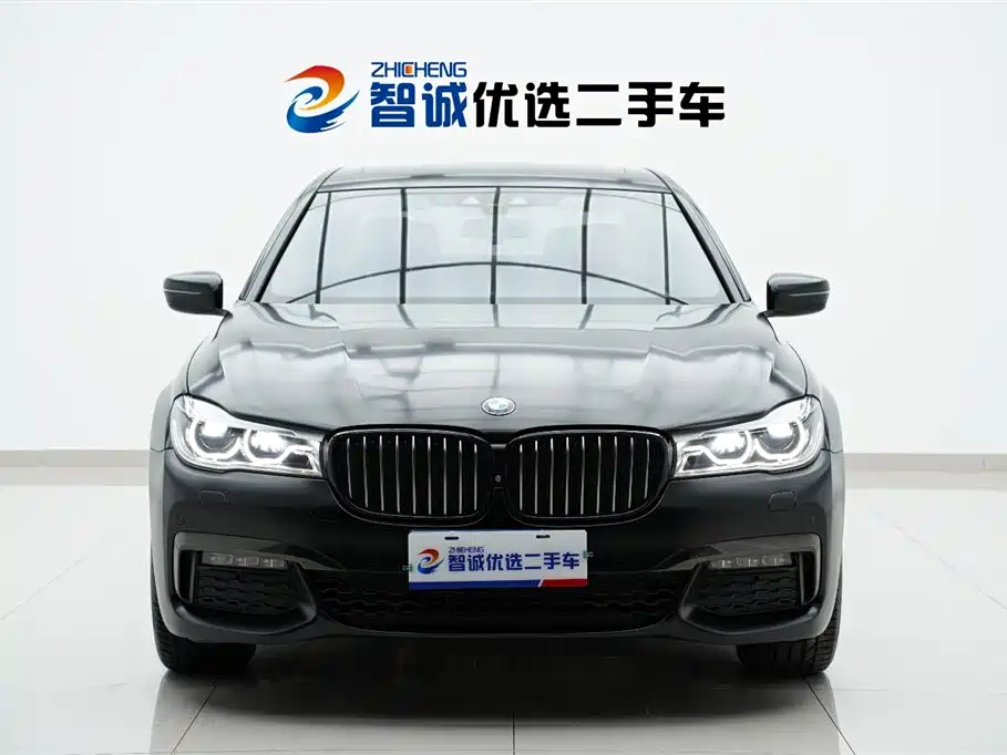 BMW 7 Series — фото 2