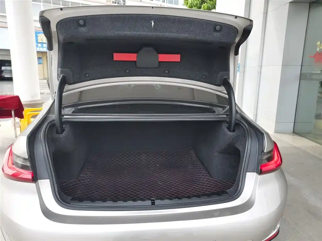 BMW 3 Series — фото 19