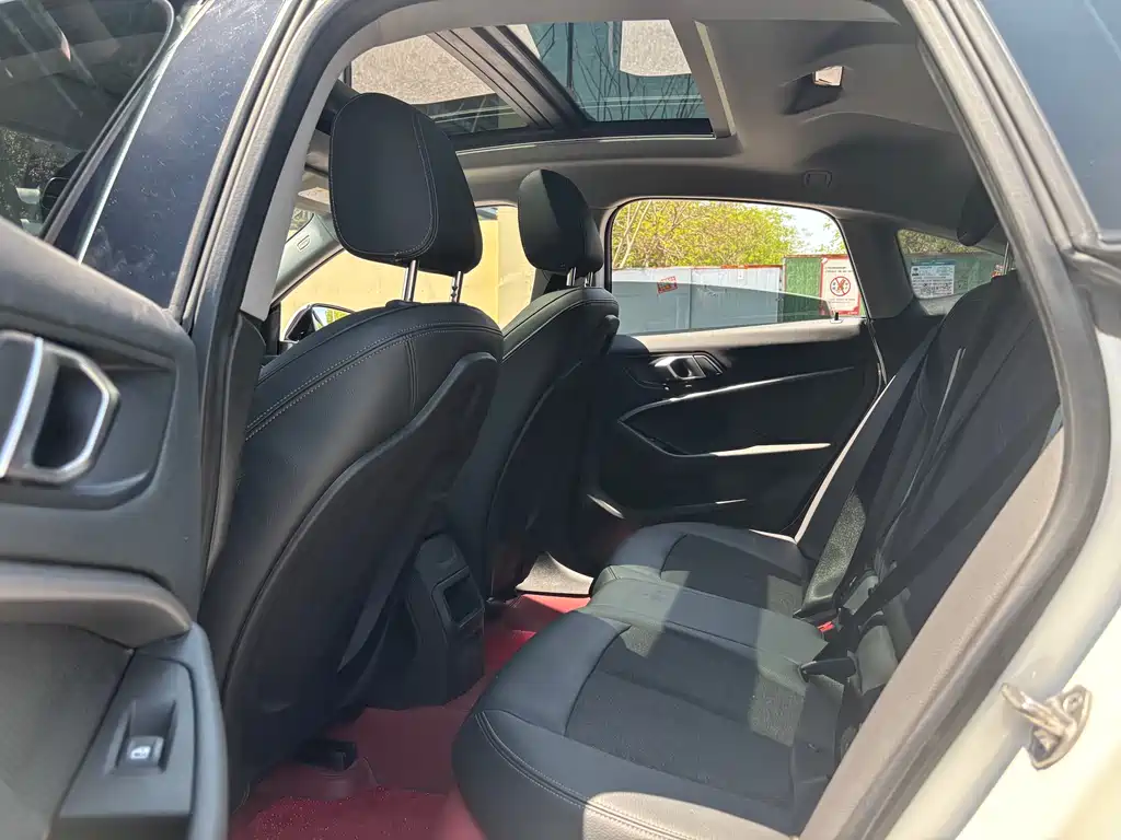 BMW 2 Series (Import) — фото 8