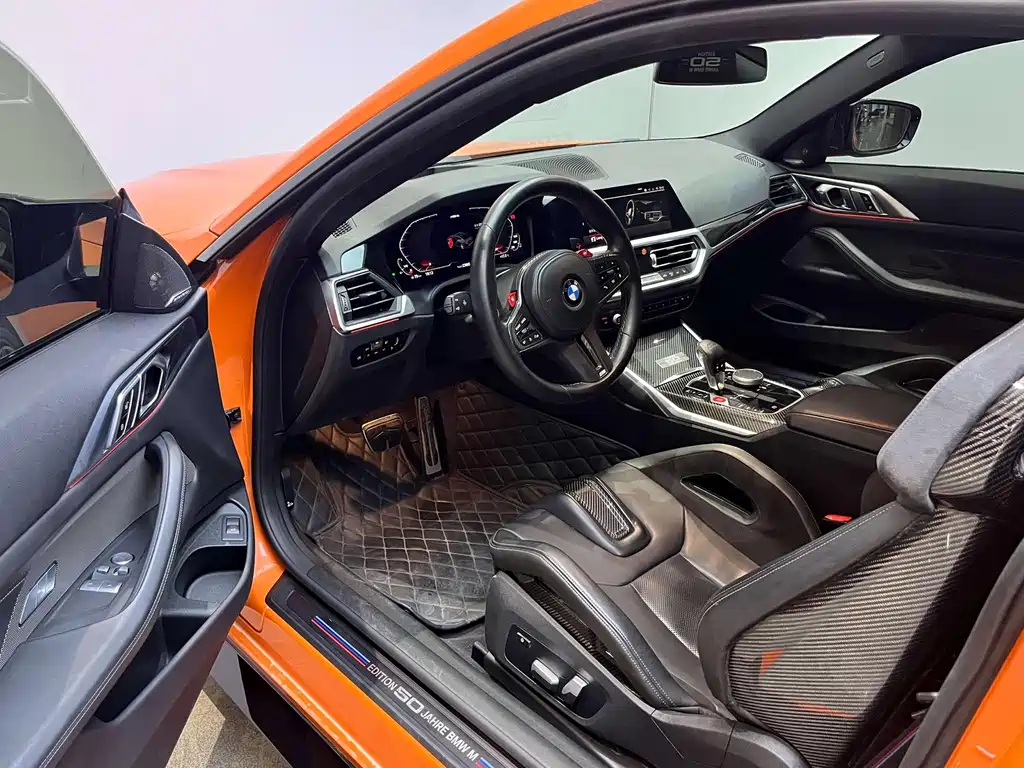BMW M4 — фото 10