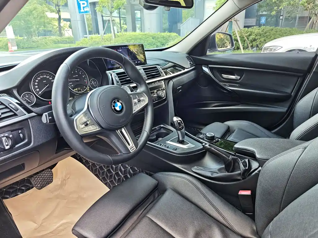 BMW 3 Series — фото 14