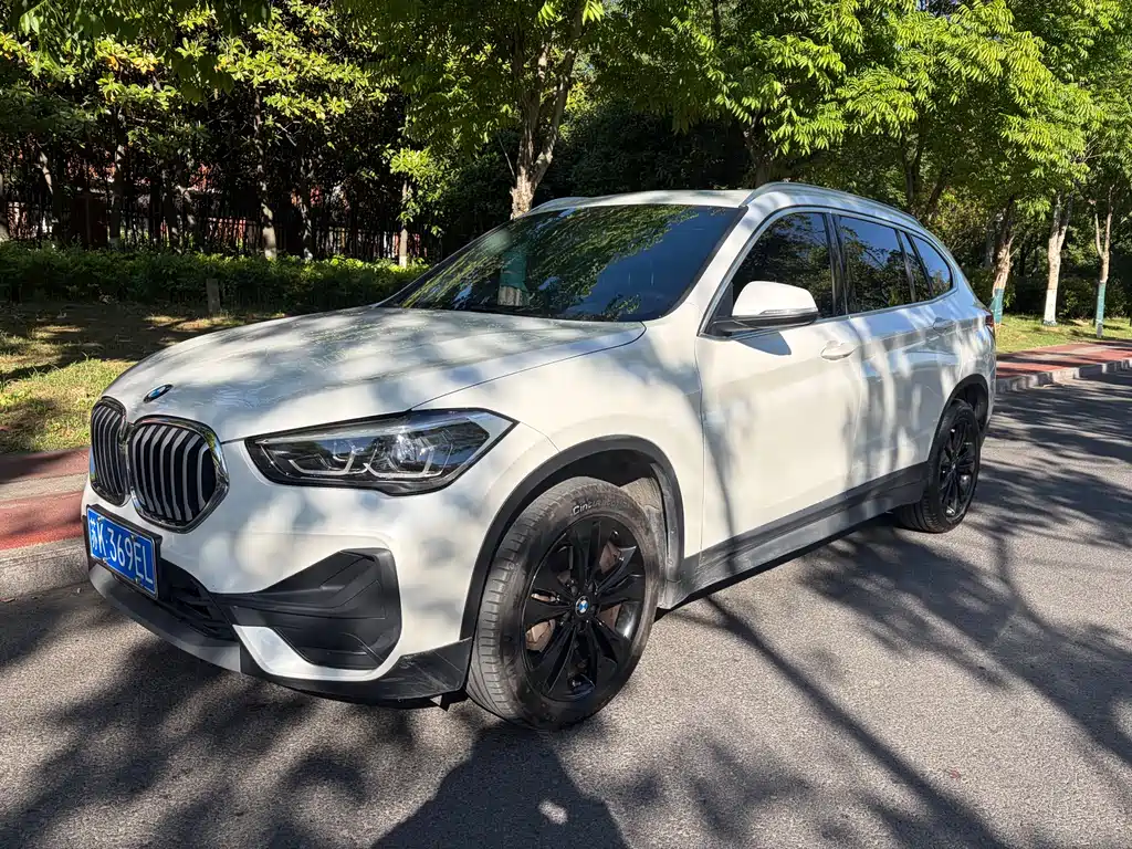 BMW X1 — фото 2