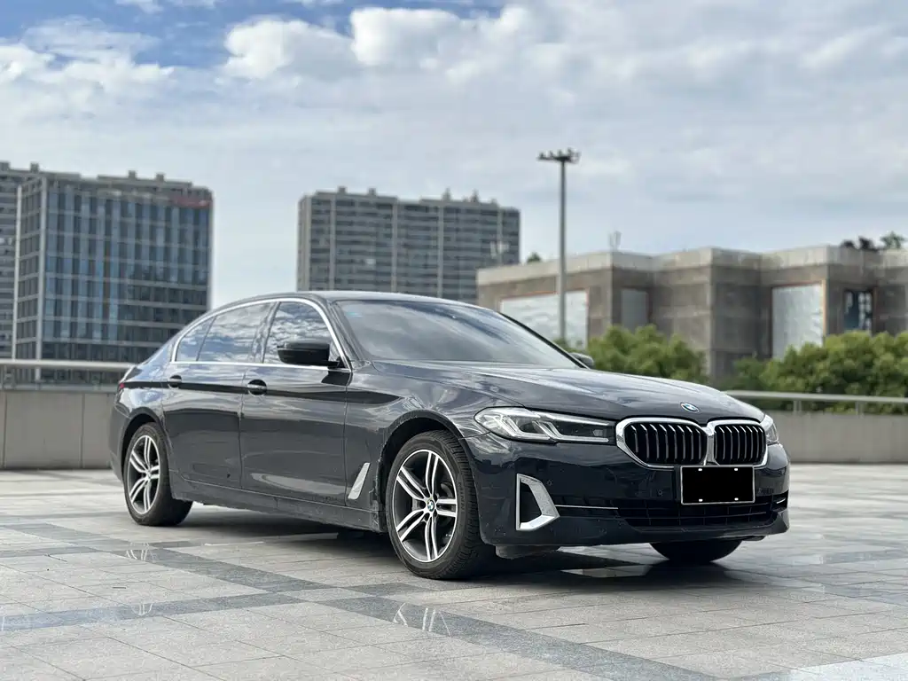 BMW 5 Series — фото 3