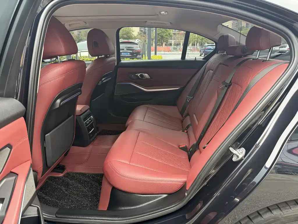 BMW 3 Series — фото 10