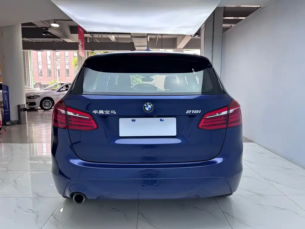 BMW 2 Series Active Tourer — фото 6