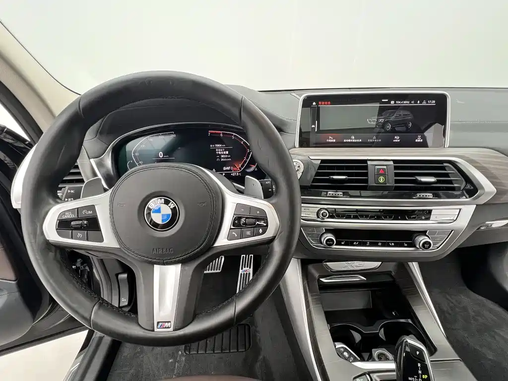 BMW X3 — фото 14