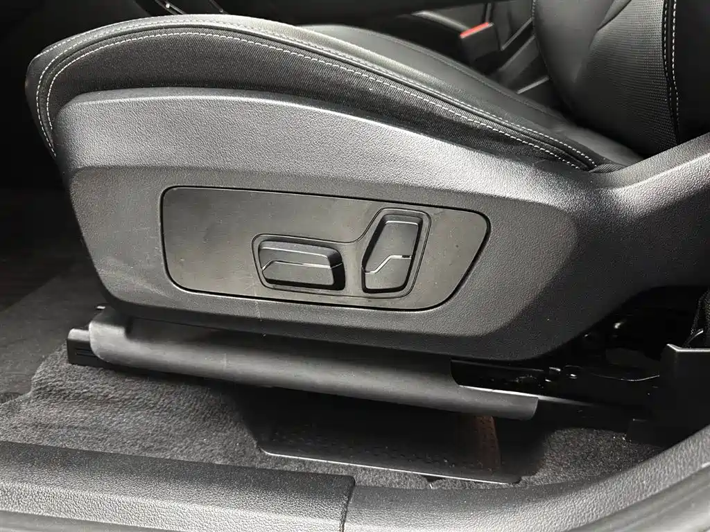 BMW X1 — фото 18
