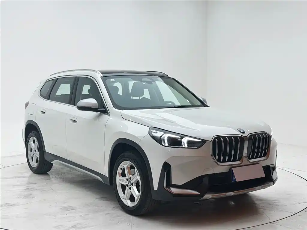BMW X1 — фото 3