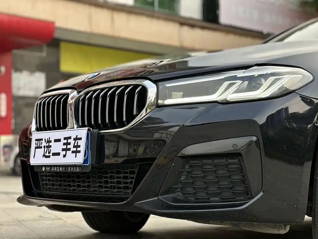 BMW 5 Series — фото 10