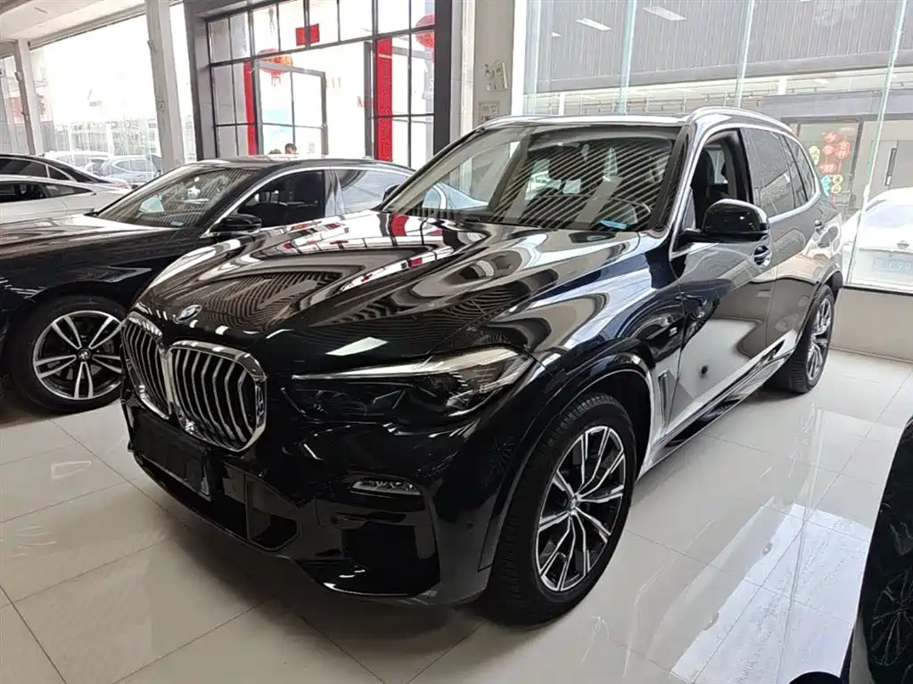 BMW X5 (Import) — фото 2