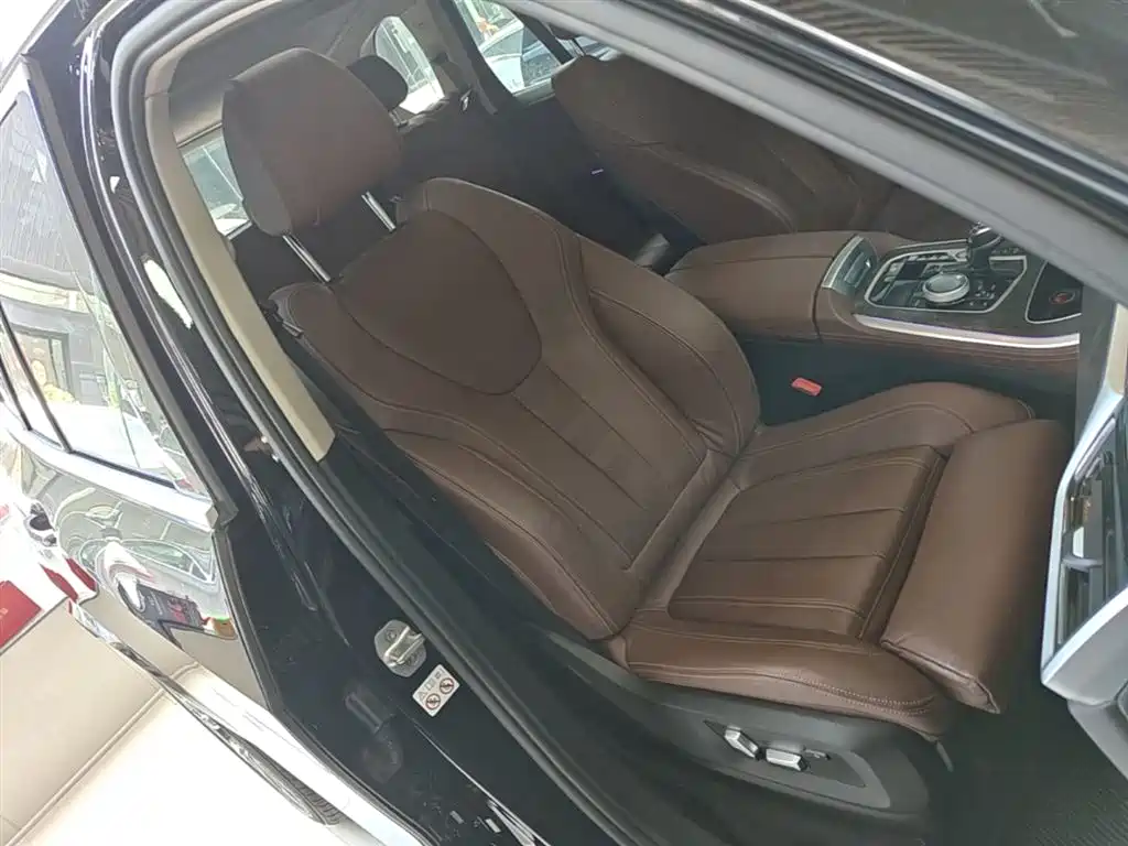 BMW X5 (Import) — фото 25