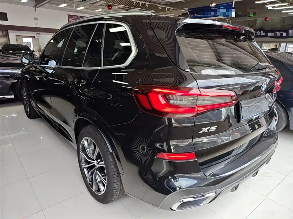 BMW X5 (Import) — фото 5