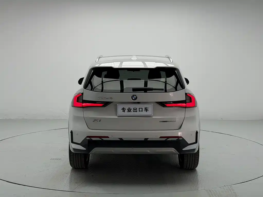 BMW X1 — фото 6