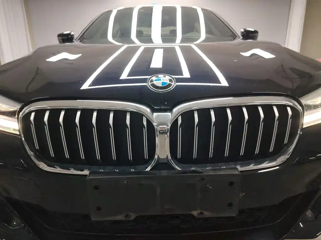 BMW 5 Series — фото 20