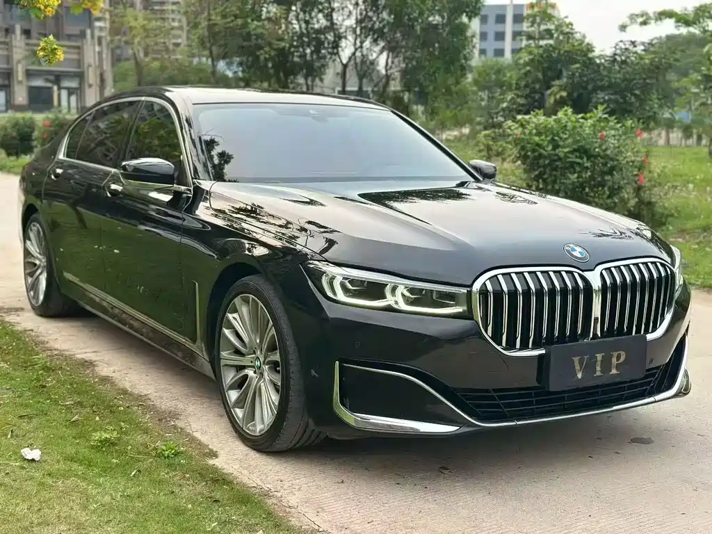 BMW 7 Series — фото 2