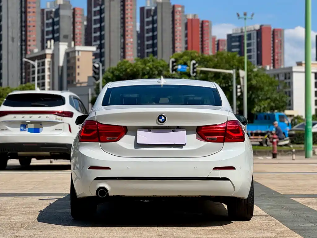 BMW 1 Series — фото 11