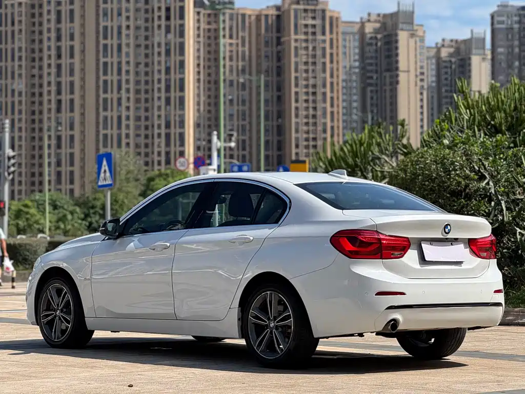 BMW 1 Series — фото 10