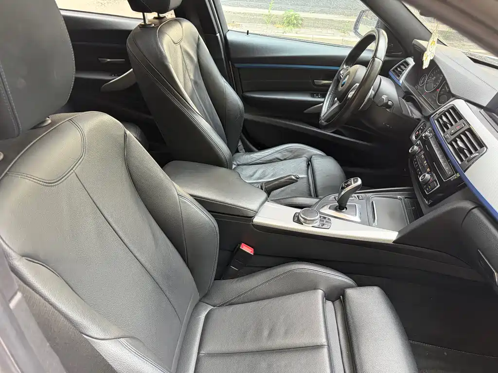BMW 3 Series — фото 17