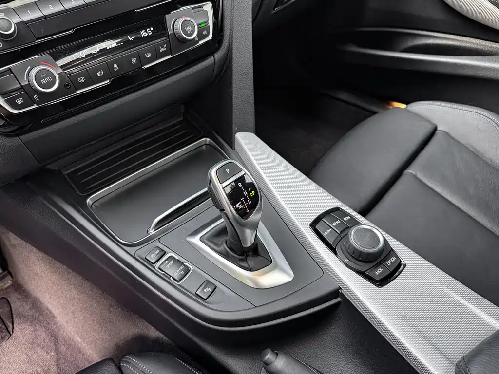 BMW 3 Series — фото 10