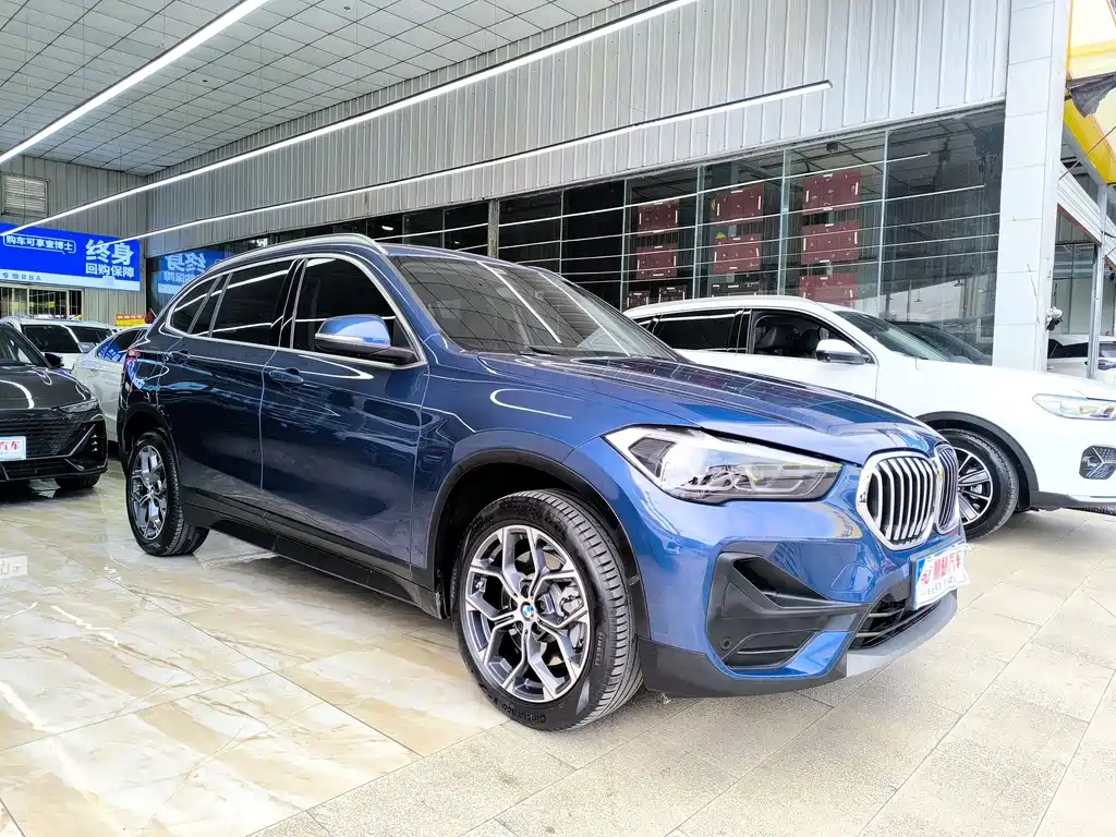 BMW X1 — фото 3