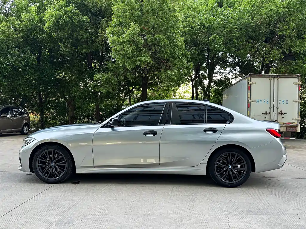 BMW 3 Series — фото 11