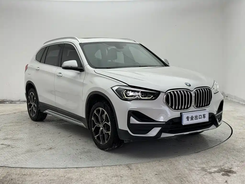 BMW X1 — фото 2