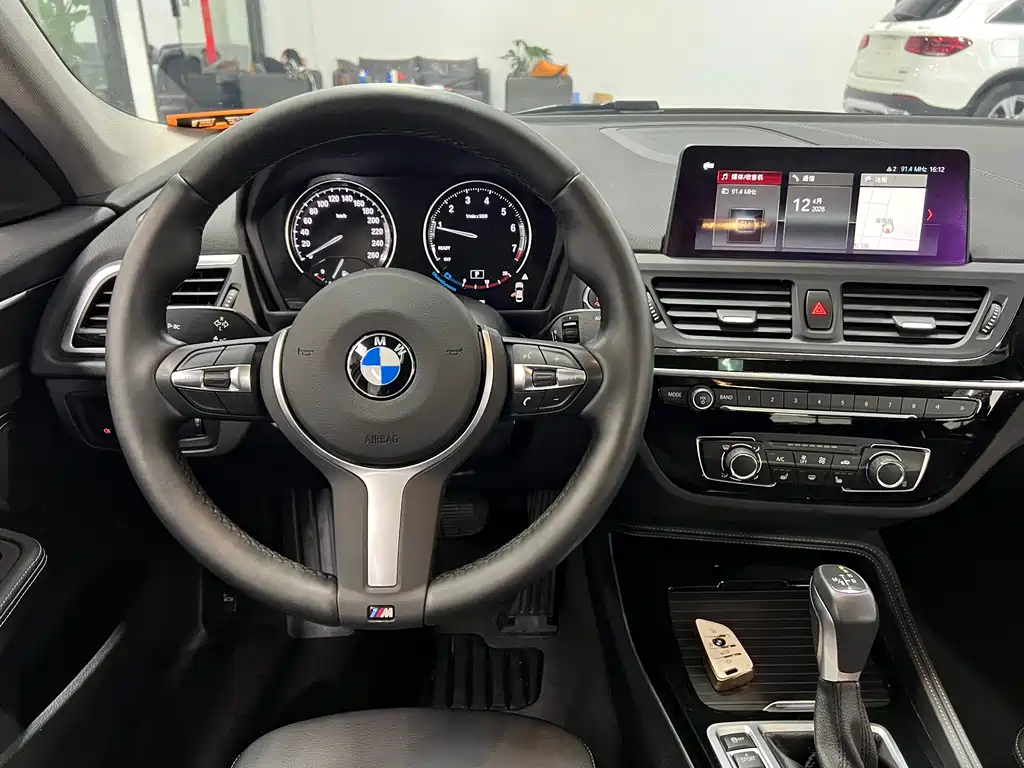 BMW 1 Series — фото 10