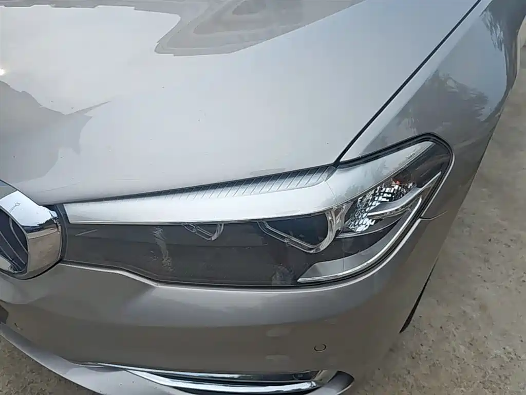 BMW 5 Series — фото 24