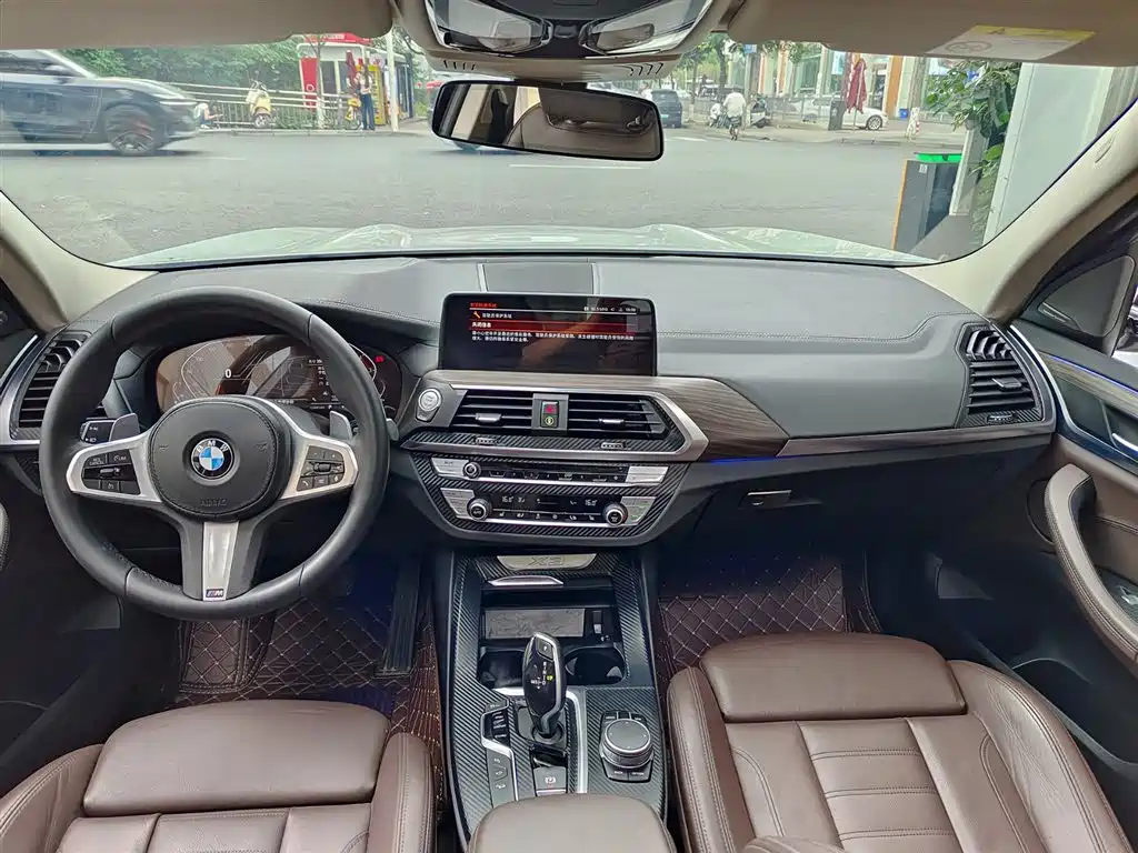 BMW X3 — фото 10