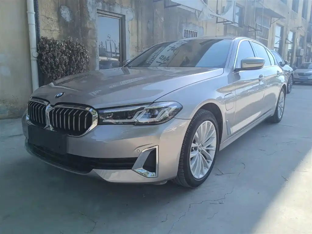 BMW 5 Series New Energy — фото 2