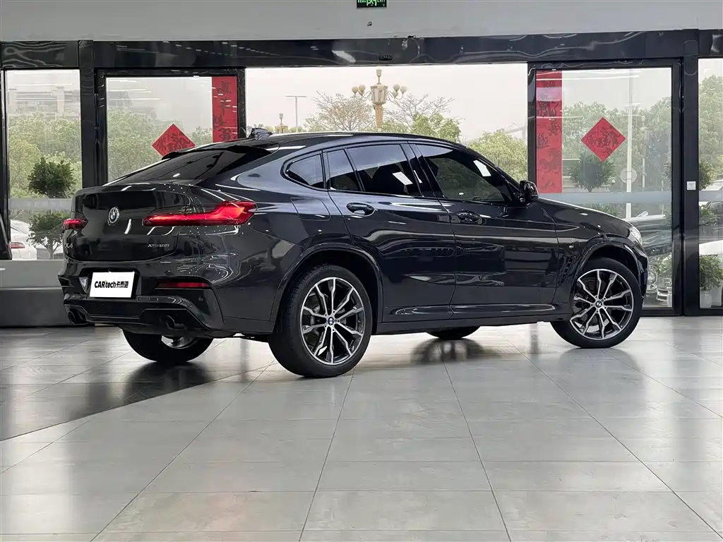 BMW X4 — фото 6