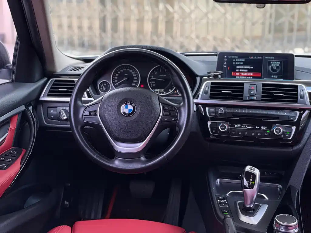 BMW 3 Series — фото 10