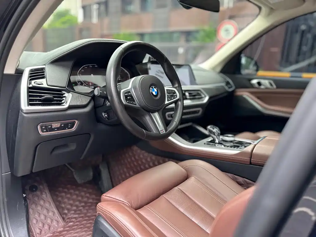 BMW X5 (Import) — фото 6