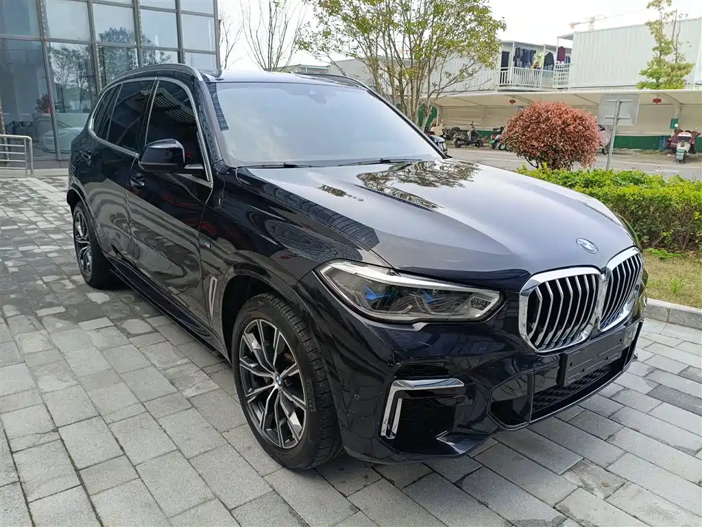 BMW X5 — фото 22