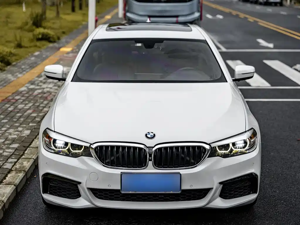 BMW 5 Series — фото 2